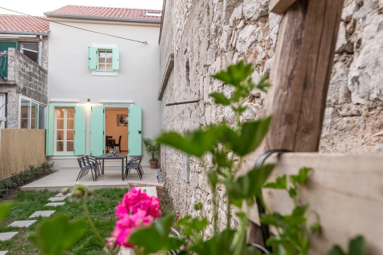 Villa House "Vesela" Biograd Na Moru Esterno foto